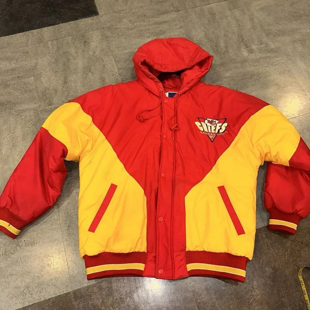 Vintage Kansas City Chiefs Puffer Jacket Logo 7 Size Medium